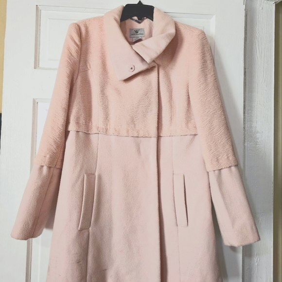 Coat - Picture 1 of 3